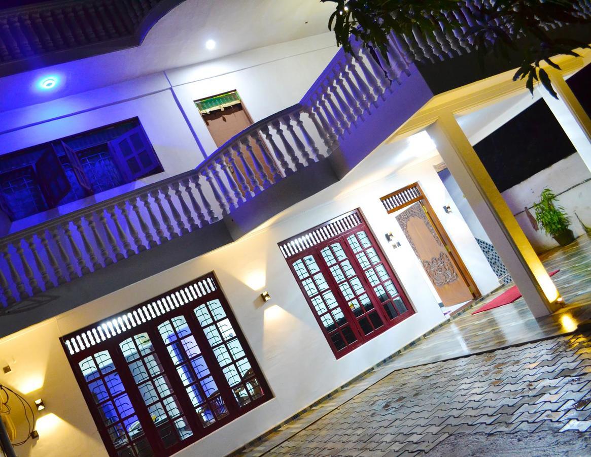 Hewage Resort Anuradhapura Eksteriør billede