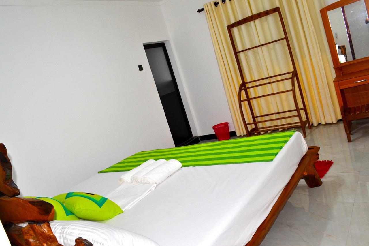Hewage Resort Anuradhapura Eksteriør billede